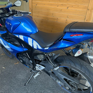 스즈키gsxr-125 오토바이 사고차 부품차