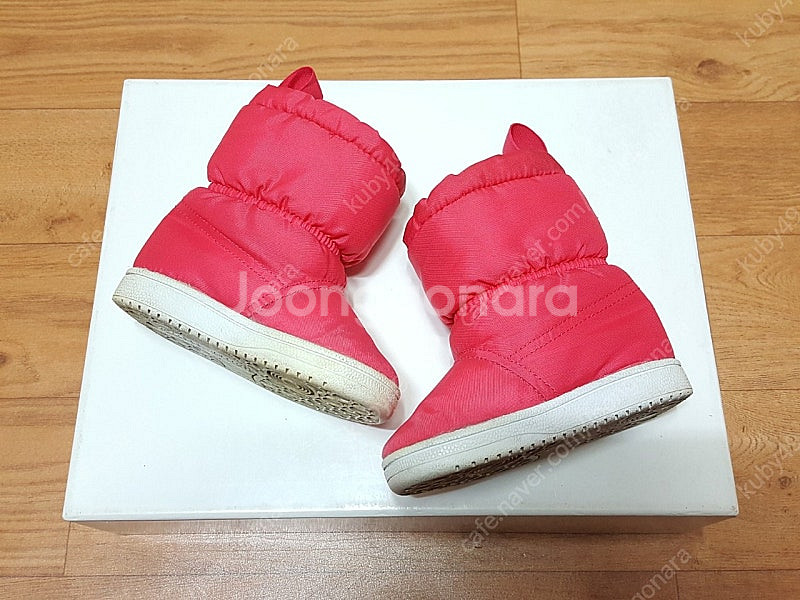 아디다스 키즈 프리마로프트 패딩 여아 털부츠 125--1