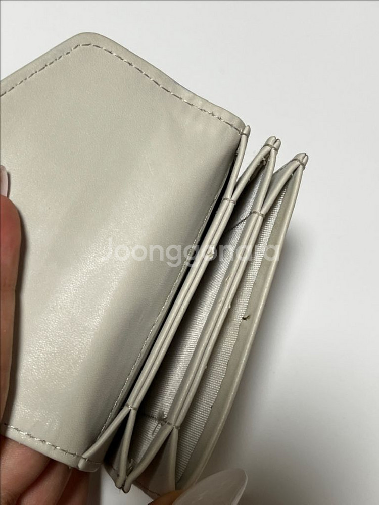 루이까또즈 카드지갑 베이지색 지갑--5