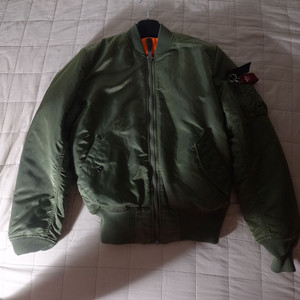 (새상품, S사이즈)알파 인더스트리 ma-1