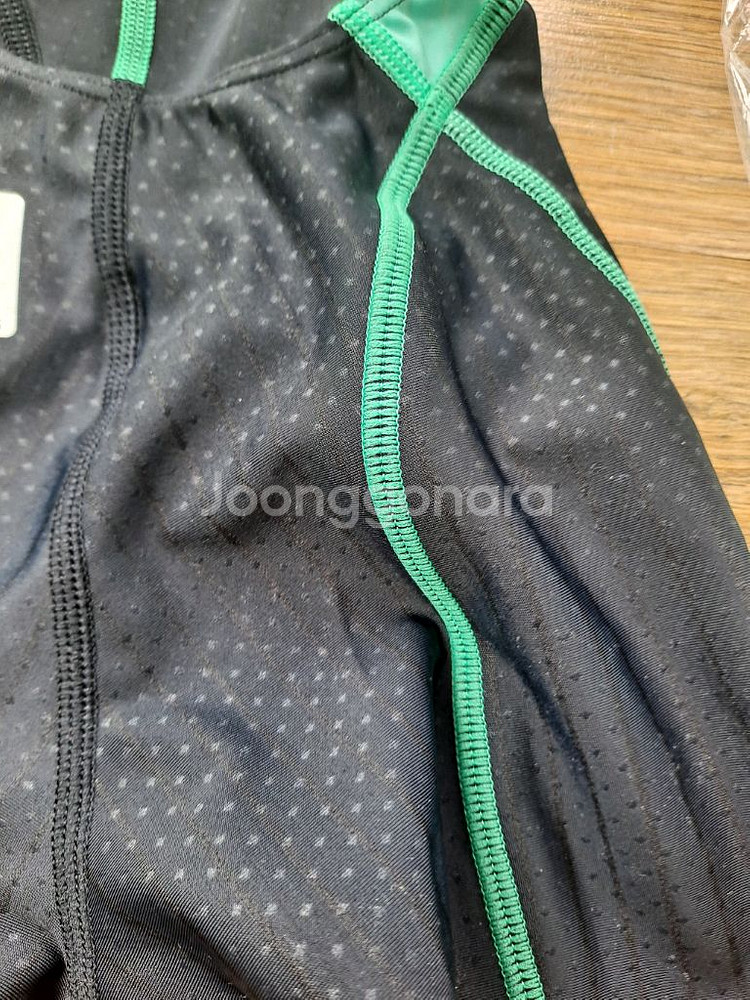 아레나 25년 출시 여자 주니어 선수용 수영복 4부--6