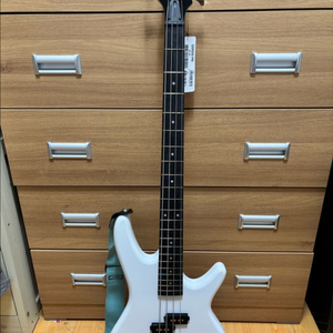 아이바네즈 GSR200 베이스 기타