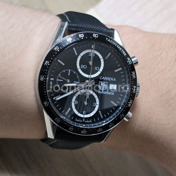 태그호이어 까레라 크로노그래프 시계--8