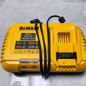 디월트 dcb117 고속충전