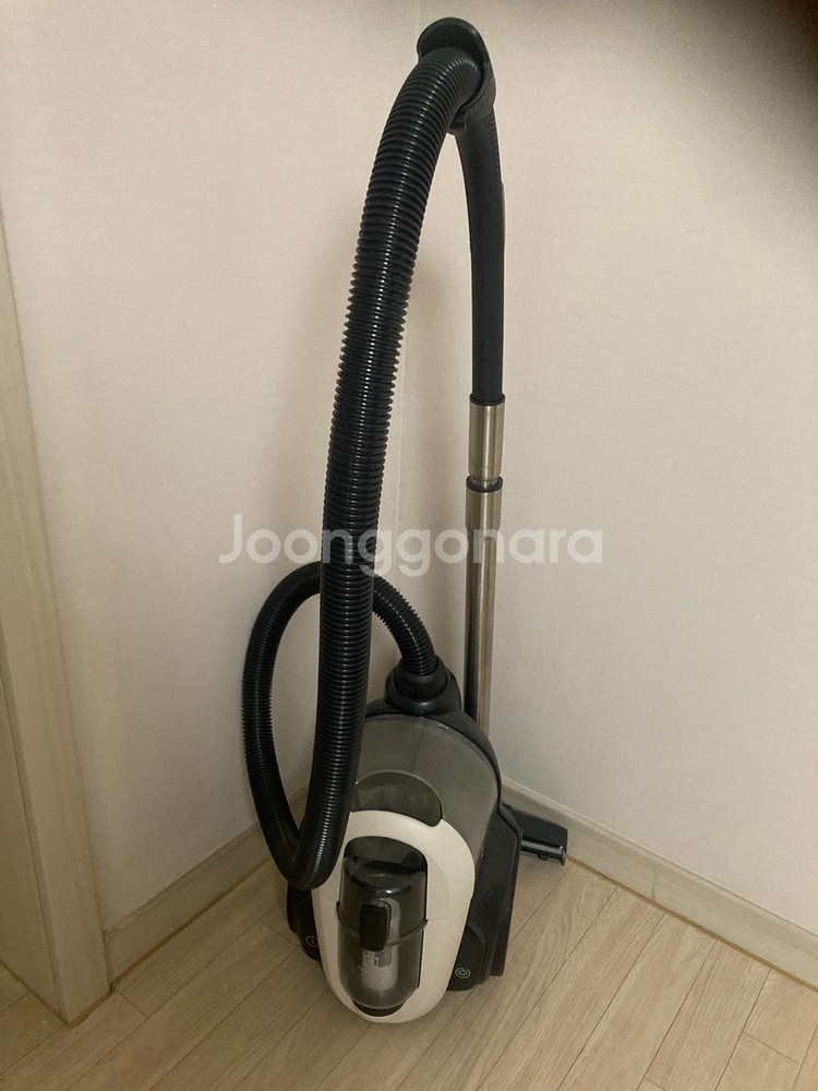 일렉트로룩스 유선 고급 파워 진공청소기 얼티밋홈700(efc71510)--0