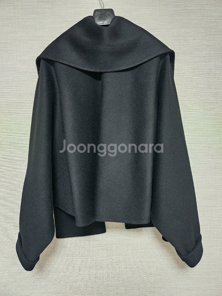 한섬 더캐시미어 블렌드 핸드메이드 케이프 자켓 & 머플러--8