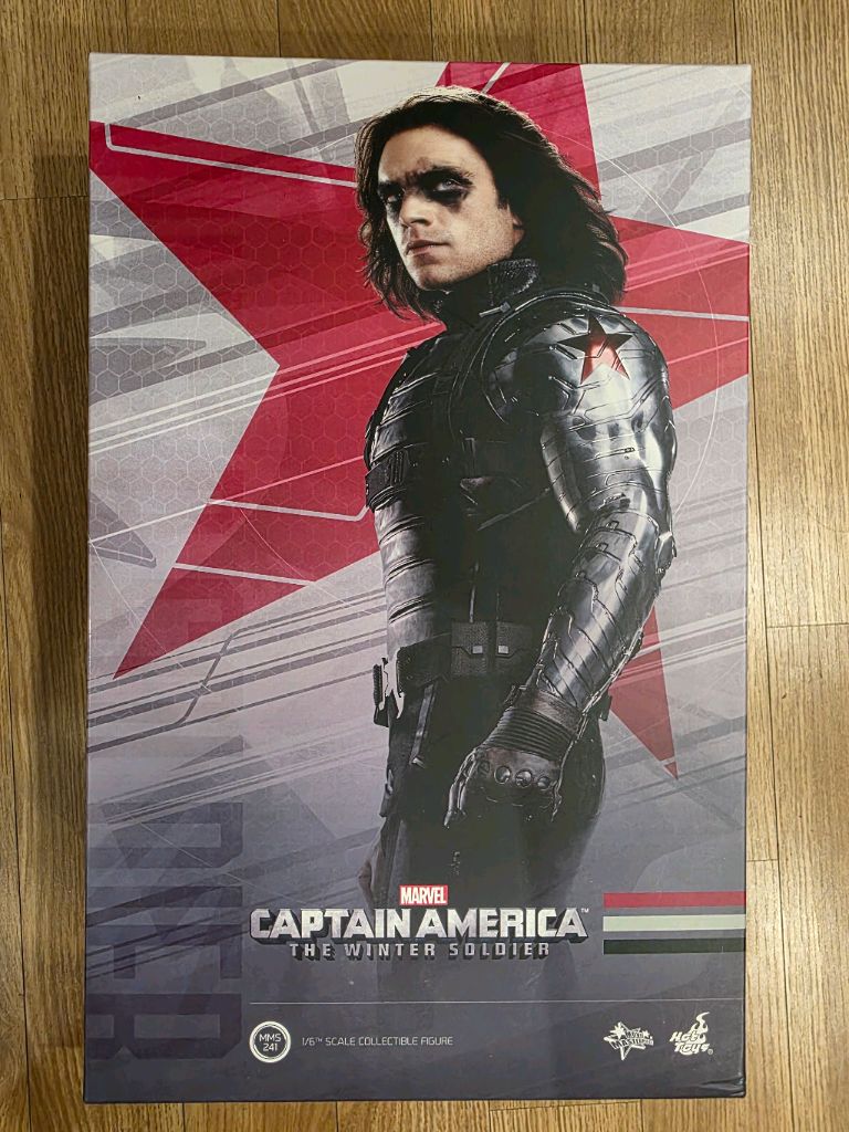 핫토이 윈터솔져 버키