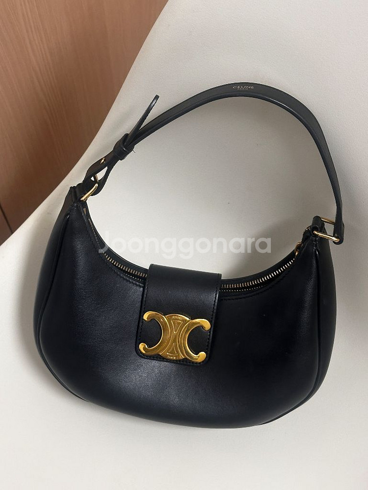 셀린느 아바 트리옹프 미디엄 블랙--0