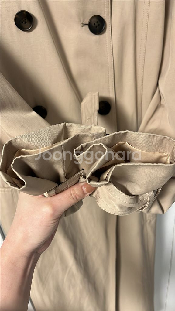 베니토 트렌치코트--9