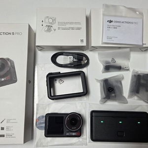 DJI 오즈모 어드벤처 콤보 액션5 프로 액션캠