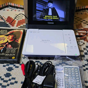 노트북형 도시바 DVD/CD 플레이어(SD-P77SL)