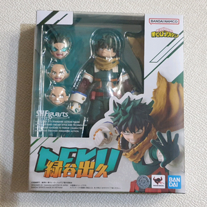 반다이 SHF 나의 히어로 아카데미아 미도리야 이즈쿠 미개봉