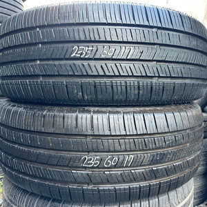 235 60 17중고타이어2개2356017