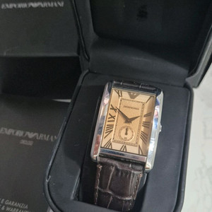 아르마니 탱크 풀박스 시계