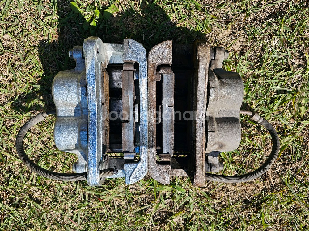 포터2 브레이크 캘리퍼 패드 좌우세트--1