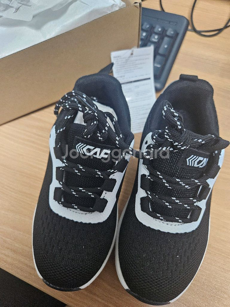 르까프 키즈 아발론 블랙화이트 운동화 190사이즈--1