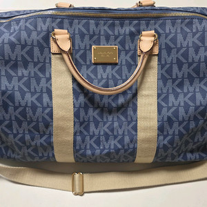 마이클코어스 보스턴백 여행가방