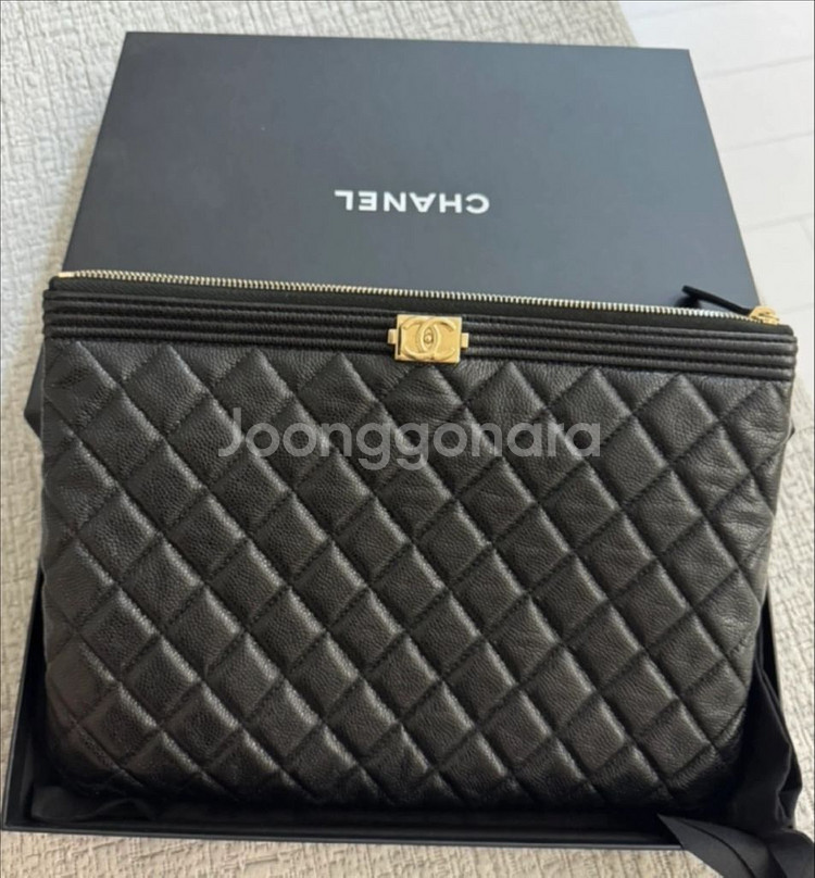 샤넬 클러치백--0