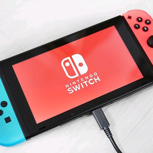 닌텐도 스위치 1 개선판 급처 추가 조이콘 있음.