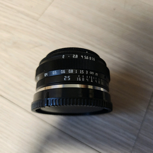 티티아티산 25mm f2.0 소니용 팝니다