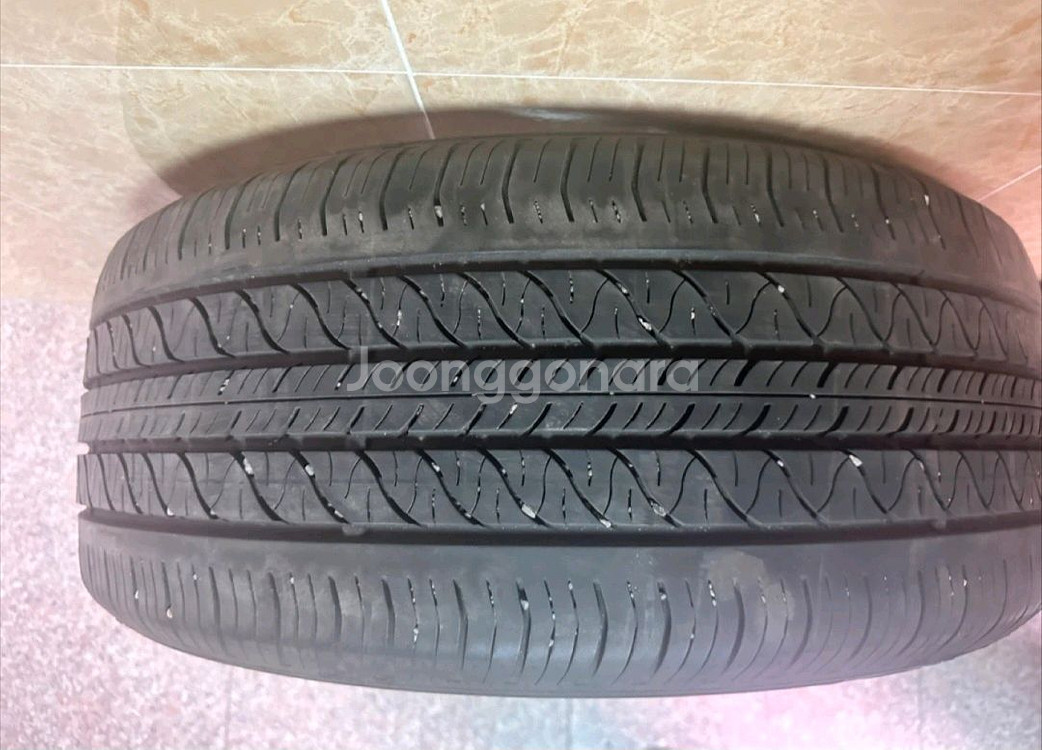 콘티넨탈 225 45 18 타이어 2개본 팝니다!--2