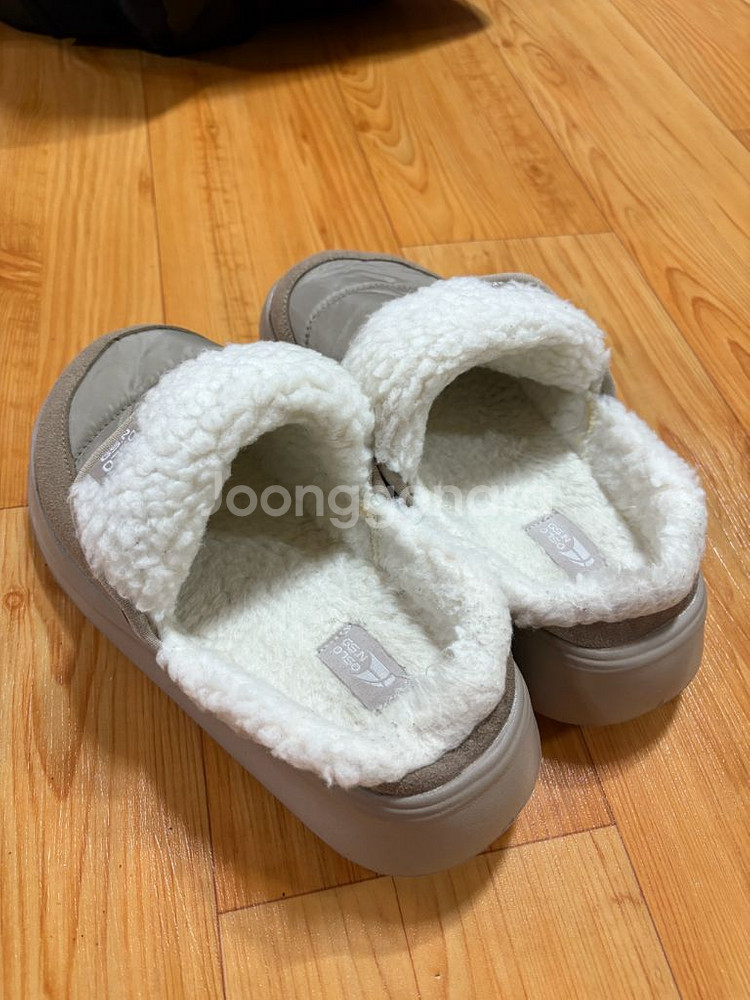 오슬로 패딩 뮬 슬리퍼 캠핑 겨울--2