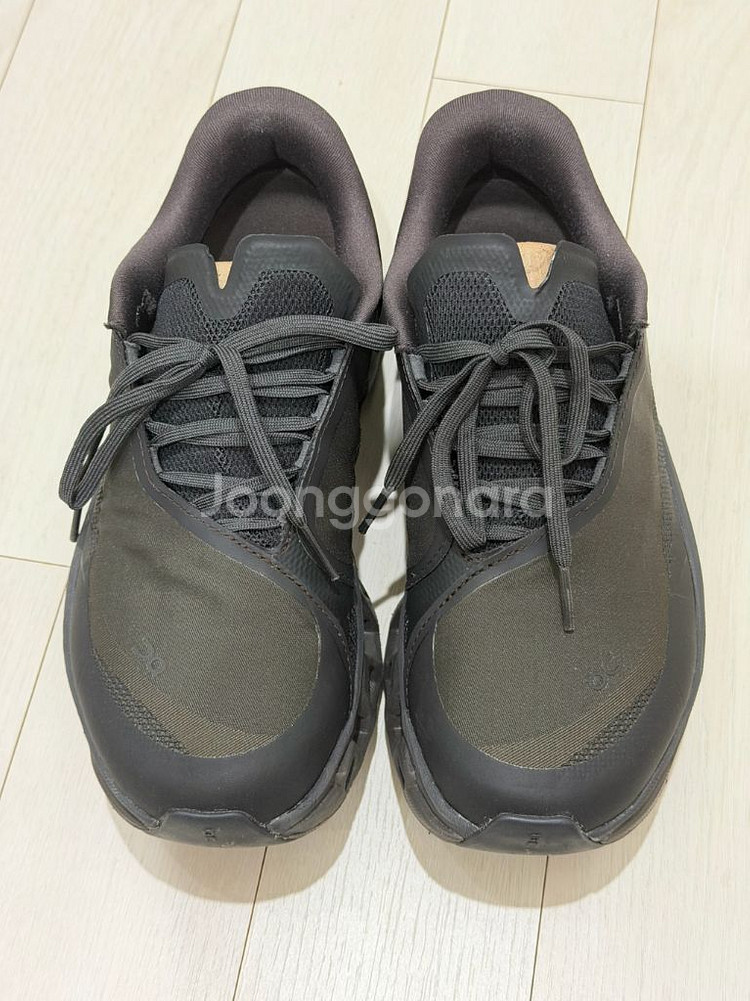 온러닝 파프 클라우드몬스터2 쏜 브라운 245--2