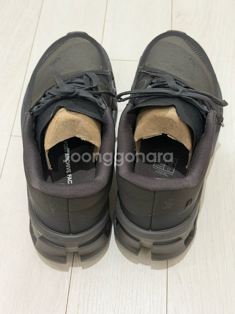 온러닝 파프 클라우드몬스터2 쏜 브라운 245--3