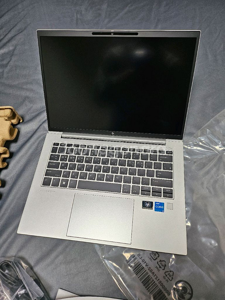 HP 엘리트북 1040 G9 단순 개봉 새상품--1