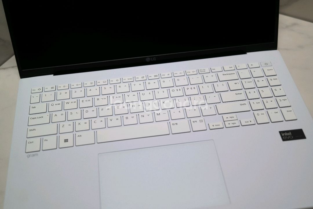 (부품용)16z90s-ga5hk LG그램 고장 노트북--6