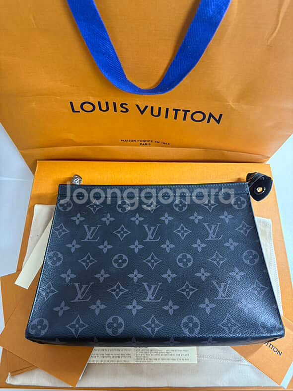 루이비통 포쉐트 보야주 MM 클러치백 풀구성 판매합니다--3