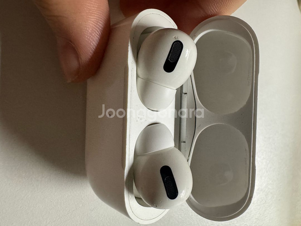 에어팟 프로 1 본체+오른쪽+왼쪽고장--1