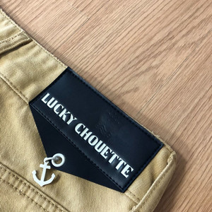 럭키슈에뜨 20년 마린 장식 베이지 면바지 데님 팬츠