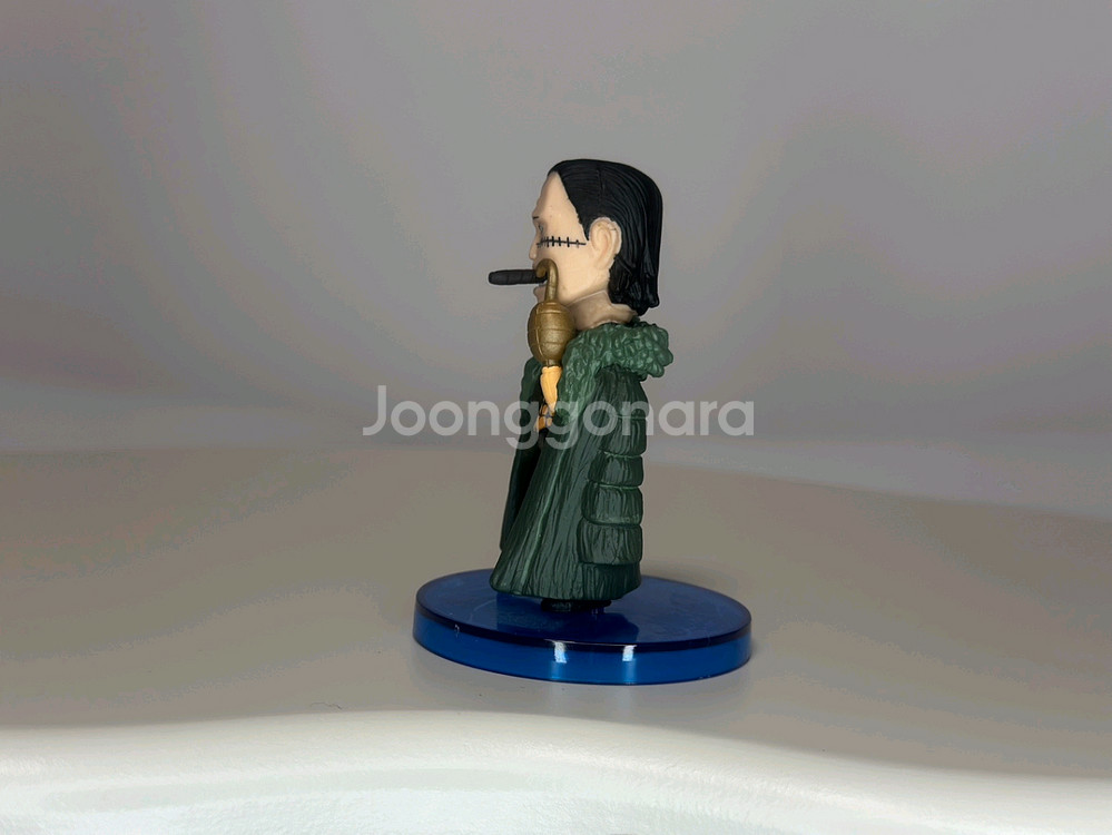 캐릭터 피규어--1