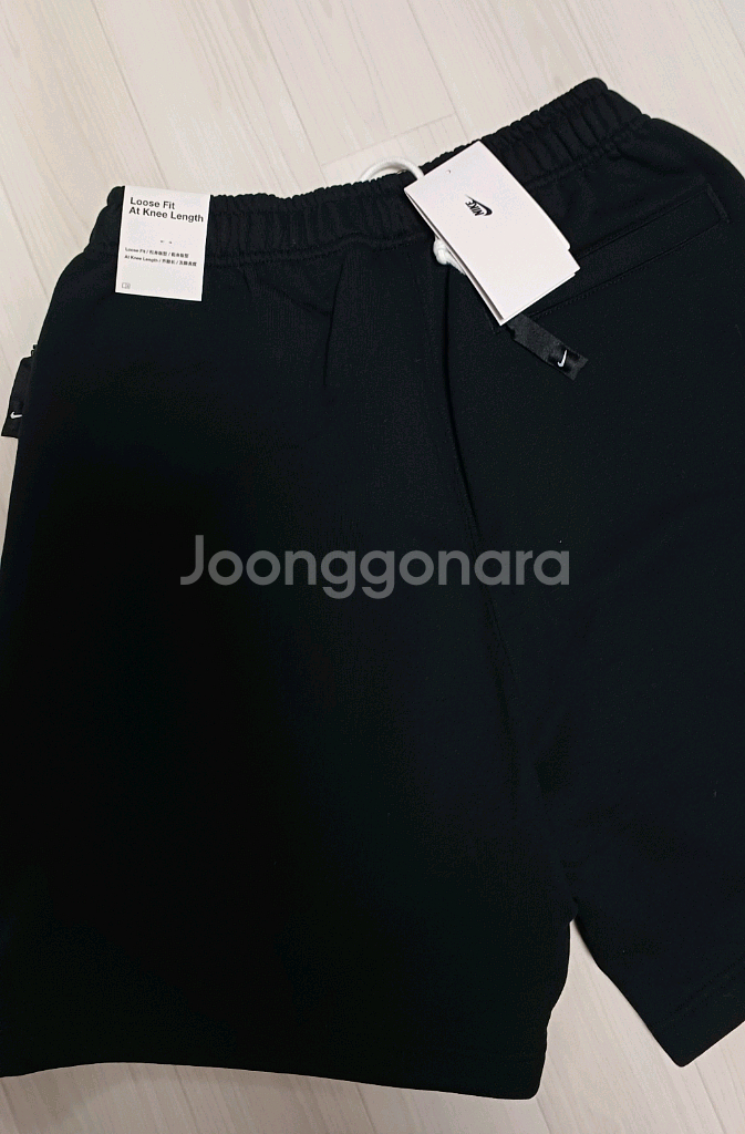 나이키 솔로스우시 쇼츠 S 새제품--3