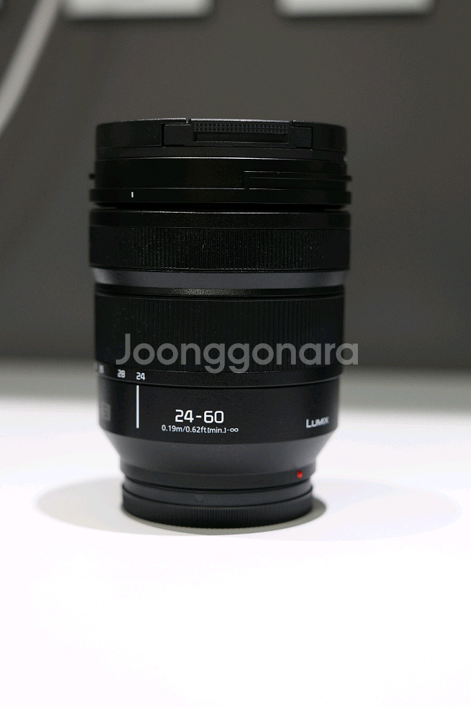 루믹스 S 24-60mm F2.8 렌즈--0