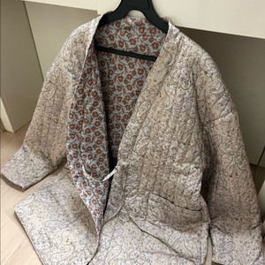 양면 누빔 퀼팅 랩 자켓 페이즐리 플라워 반다나 점퍼 기모노 솜패딩가디건