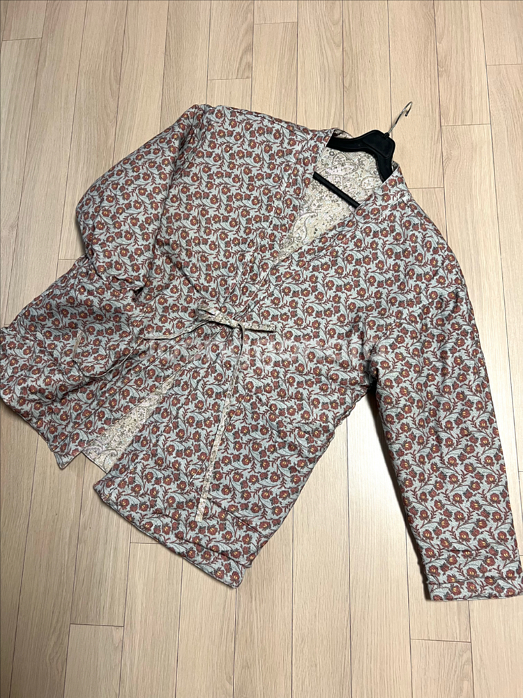 양면 누빔 퀼팅 랩 자켓 페이즐리 플라워 반다나 점퍼 기모노 솜패딩가디건--11