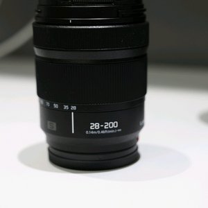 루믹스 S 28-200mm 렌즈 28200
