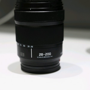 루믹스 S 28-200mm 렌즈 28200