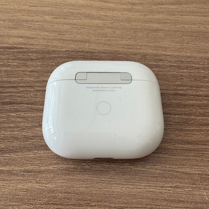 에어팟 3세대 본체