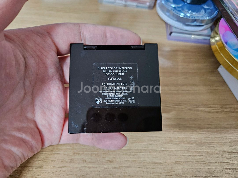 로라메르시에 블러쉬 컬러 인퓨전 구아바 판매합니다.--2