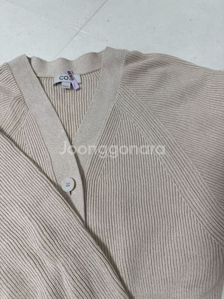 코스 릴렉스드핏 크롭 가디건 (s) _ 베이지, 블랙--5