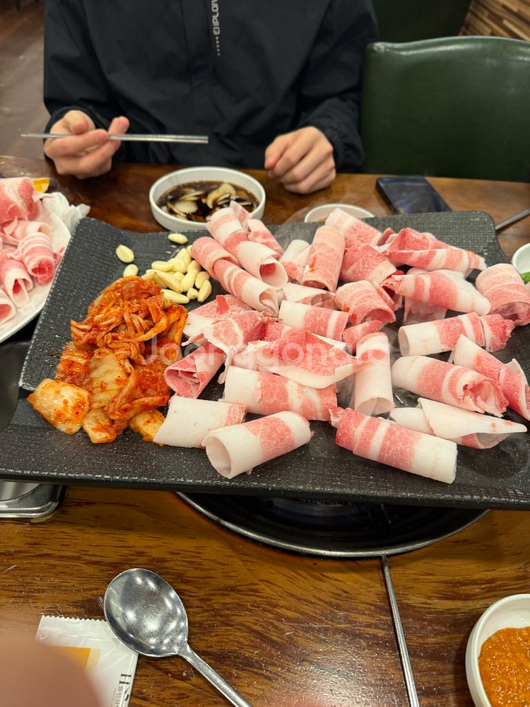 ㅋㅌㅊ이용료 70프로 판매합니다 30만원--0