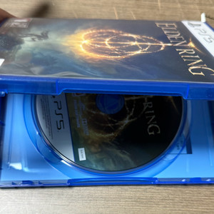 PS5 엘든링 게임 팝니다.
