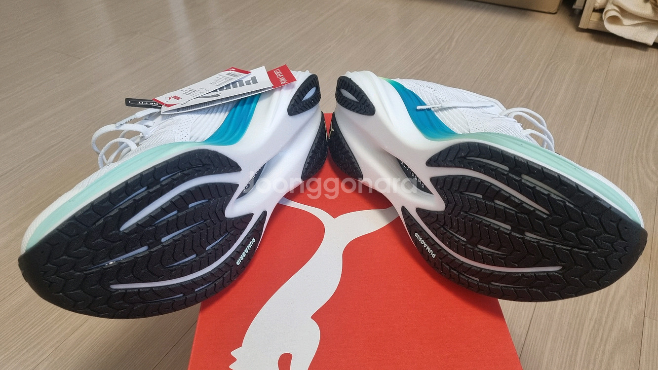 (270mm) 푸마 디비에이트 나이트로 3 와이드 러닝화--3