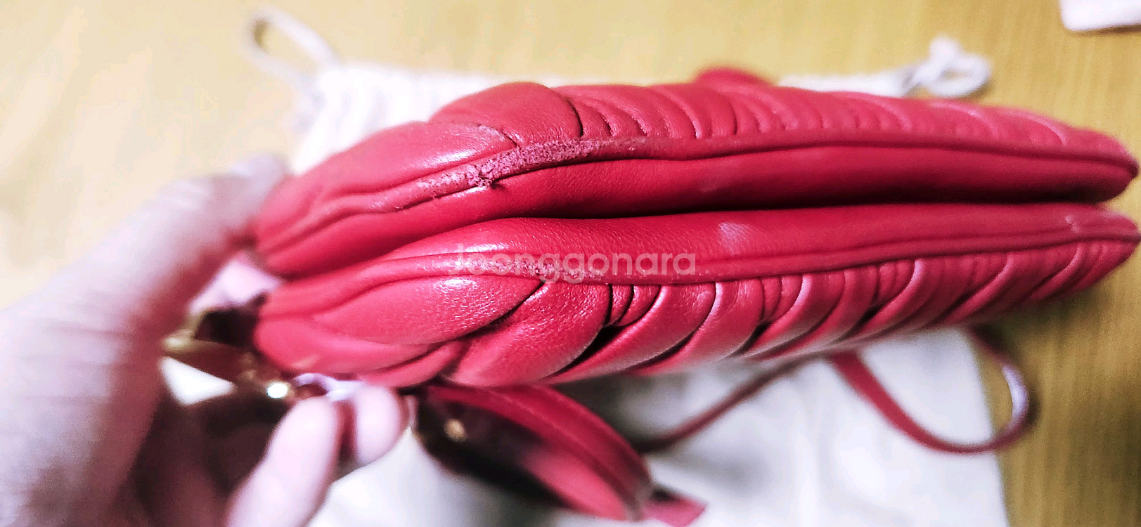 미우미우 마테라쎄 클러치백--4