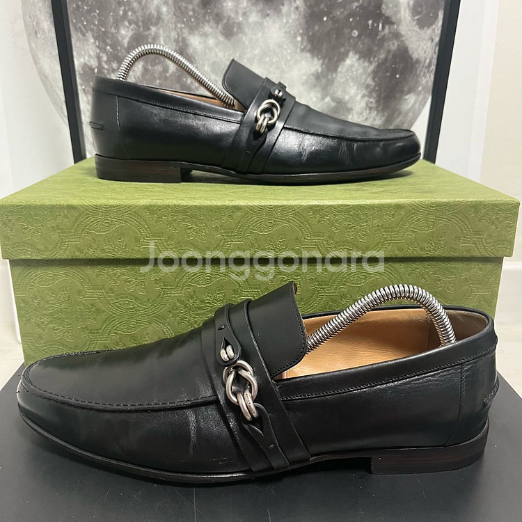 정품 41) 구찌 knot 은장 로퍼 구두 265~270--0