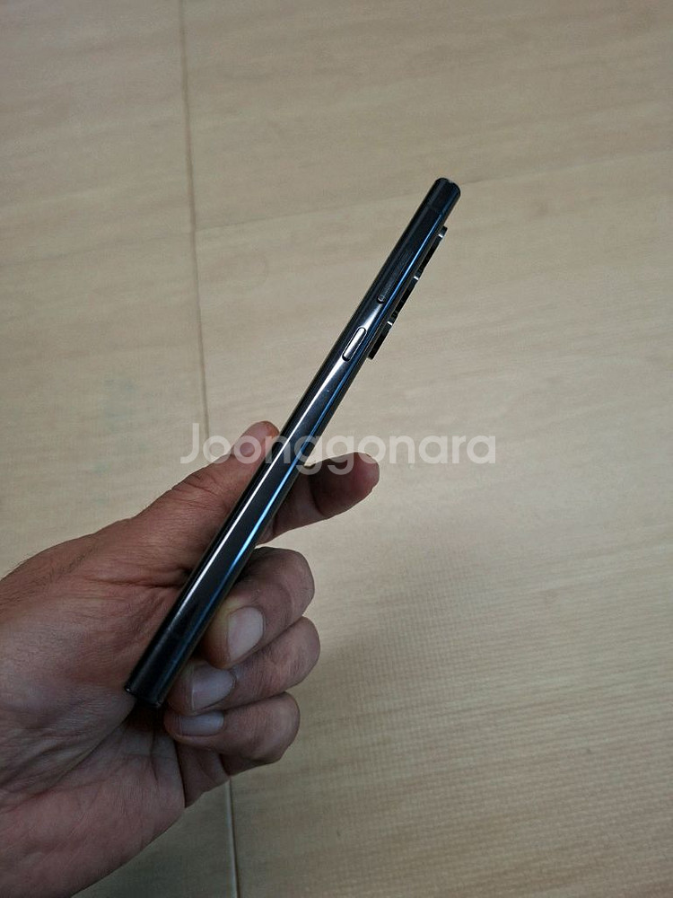 갤럭시 S23 울트라 512GB 액정파손--3