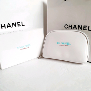 샤넬 파우치 민트로고 에나멜